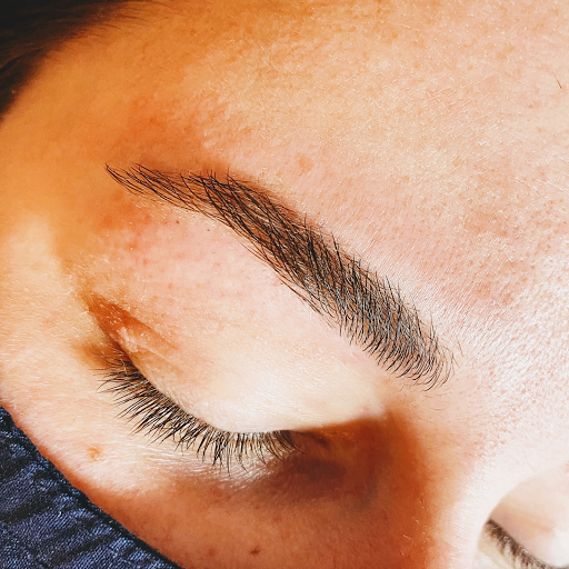 Kris & Kierst Salon - Thumbnail