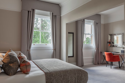 Oatlands Park Hotel - Thumbnail