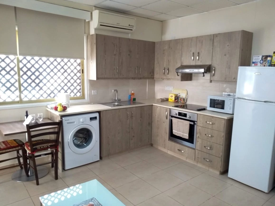 MILOS CITY CENTRE APARTMENTS (APTS)