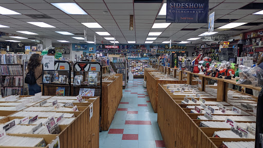 Third Planet Sci-Fi Superstore - Visual
