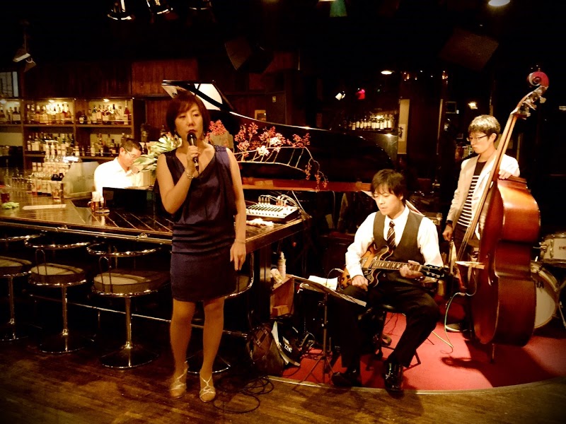 ライブスポット サムシング