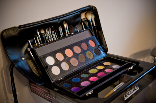 France hair make-up - Thumbnail