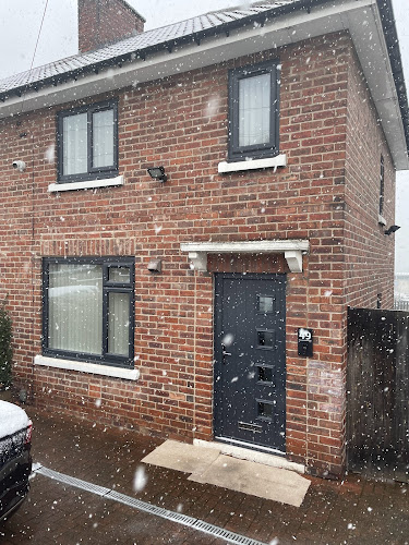 Comments and reviews of South Yorkshire Windows LTD