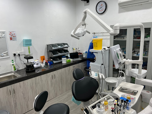 Klinik Pergigian Kim Fung. KP Kim Fung.