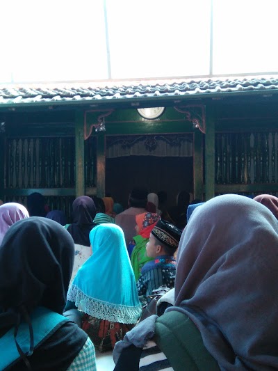 Photos of Ndalem Ageng "Kyai Ageng Moh Besari"