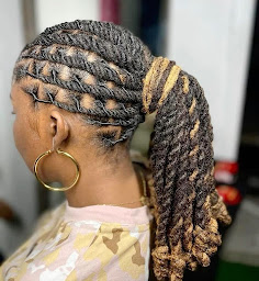 Photo n°7 de Blanco Black à Toulouse (Salon de coiffure)