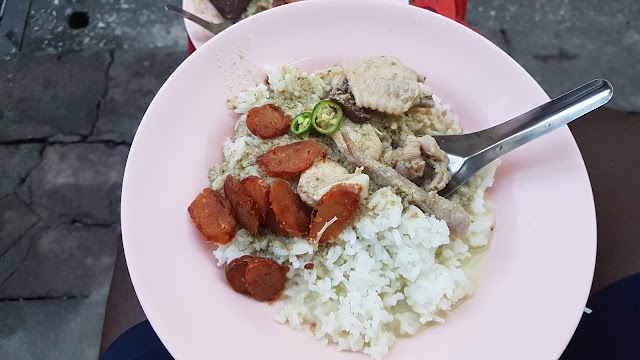 Khao Gaeng Jake Puey