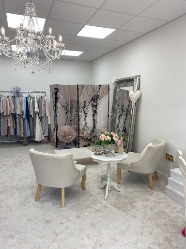 Ellen Thomas Occasion