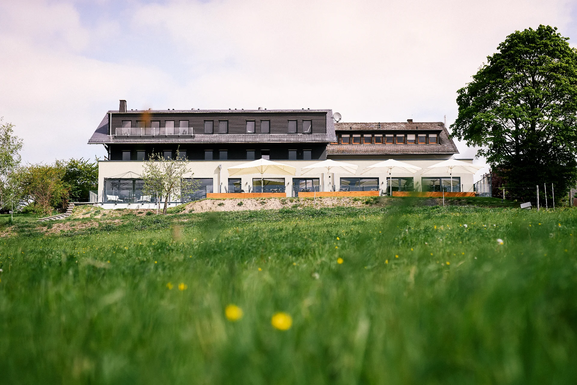 FETZ - DAS LORELEY HOTEL