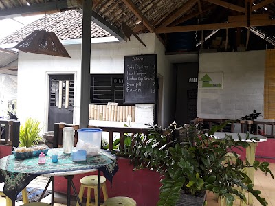 Photos of Waroeng Rengganis