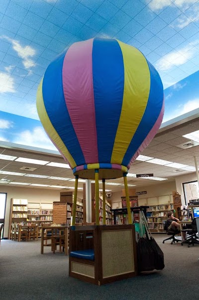 Photos of Indianapolis Public Library - West Indianapolis Branch
