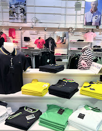 Photo n°20 de VETI CENTER à Saint-Julien-les-Villas (Magasin de vêtements pour jeunes)