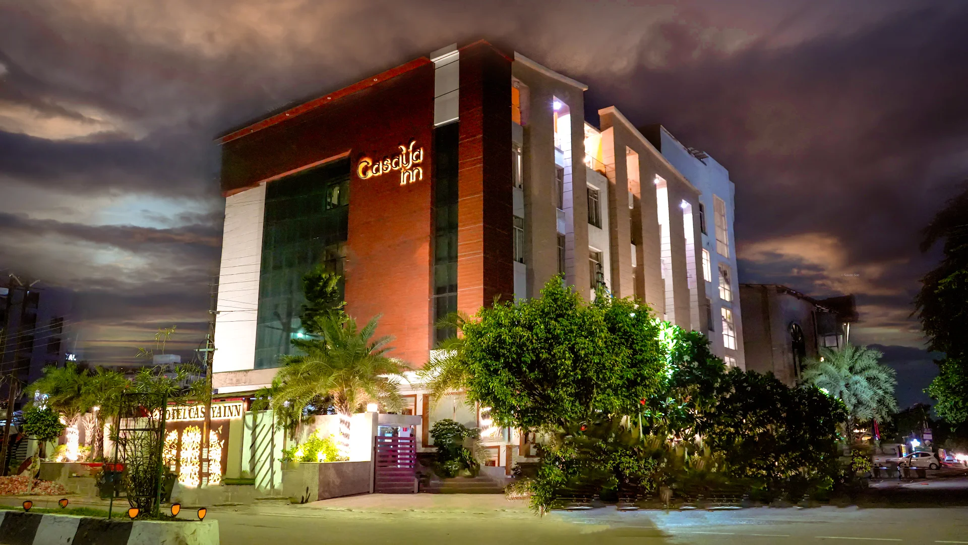CASAYA INN