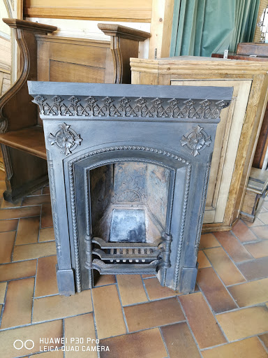 Whatnot Antiques and Collectables - Thumbnail