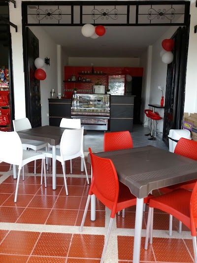 Photos of MiM&iacute; - Reposteria & Cafe