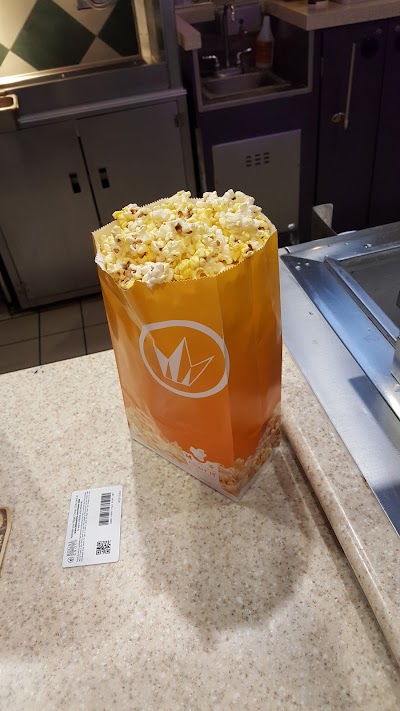 Photos of Regal Cinemas Avenues 20 & RPX