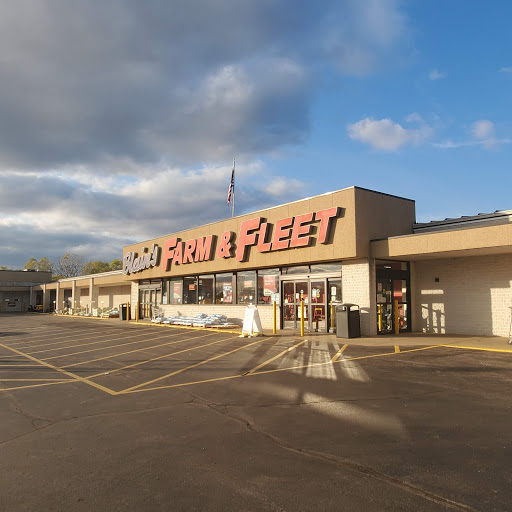 Blain's Farm & Fleet - Belvidere, Illinois - Thumbnail