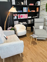 Photo n°7 de MARRA BY MISTER BED , matelas, sommiers, canapés, couettes, oreillers, linge de lit à Saint-Sauveur (Magasin de canapés)