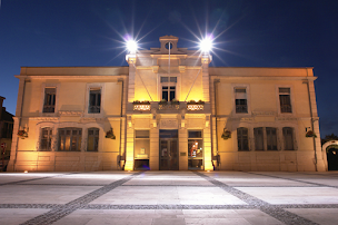 Photo n°21 de MAIRIE de PÉROLS' à Pérols (Hôtel de ville)