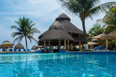 Photos of Cayman Suites