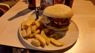 Photos of Hamburgueser&iacute;a El Dandy
