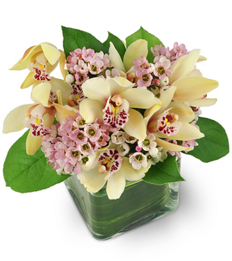 Peachy Petals Flowers & Gifts - Thumbnail