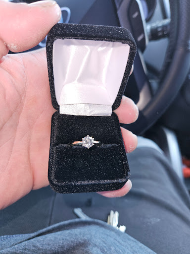 Diamond Ridge Pawn & Jewelry Gallery - United States