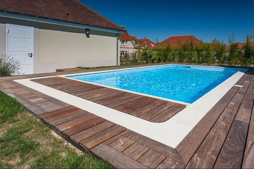 Photo de AQUATERRE Piscines et spas - MAGILINE à Méjannes-lès-Alès (30340)