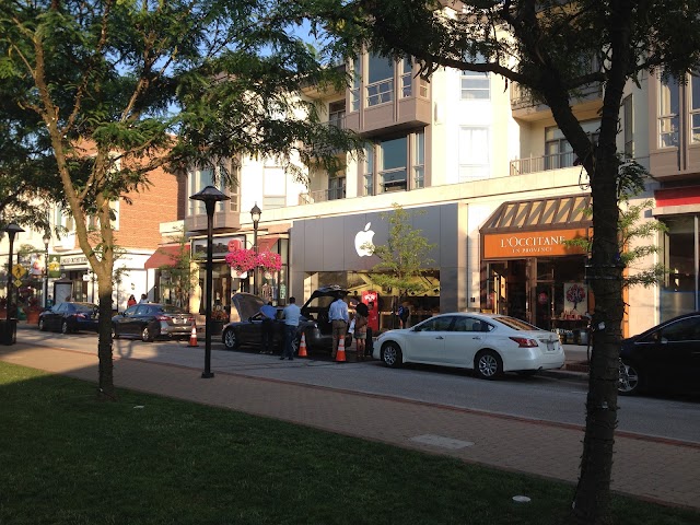 Apple Crocker Park