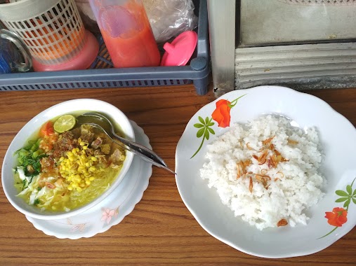 Warung Makan (Bude Sri), Author: Maria Yolanita Olan