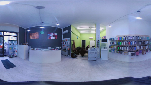Good Luck Store - Visual