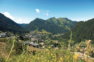 Photo n°3 de Alpvision résidences & immobilier - Châtel (Agence Cruz) à Châtel (Agence immobilière)