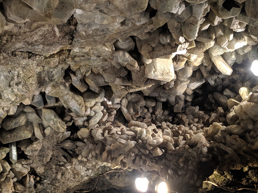 Crystal Cave - Visual