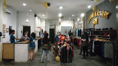 Photos of House Of Smith