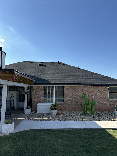 Uno Roofing - Visual