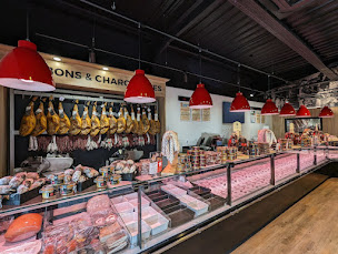 Photo n°3 de Boucherie Maison Lascours Saint-Sulpice-la-Pointe à Saint-Sulpice-la-Pointe (Épicerie fine)