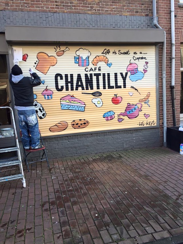 Cafe Chantilly