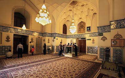 Photos of Tomb of Pir Palandouz