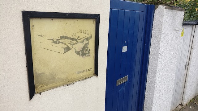 Banksy, Rose Trap