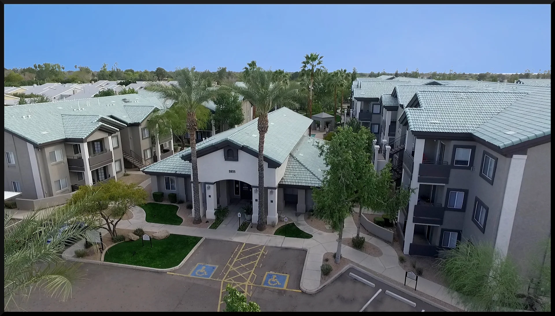 Lindsay Palms Apartments