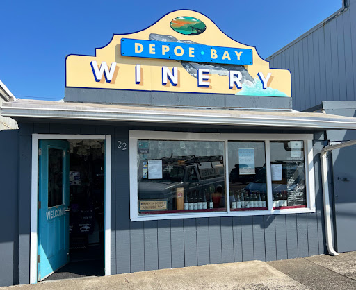 Depoe Bay Winery Logo