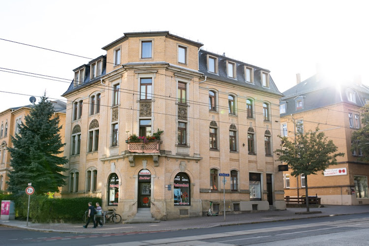 Self-Selling Solutions