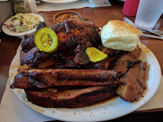 Dr. Hogly Wogly's Tyler Texas BBQ