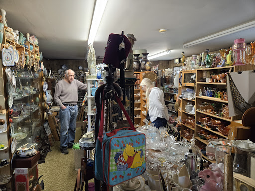 Russ & Barb's Antiques - Thumbnail