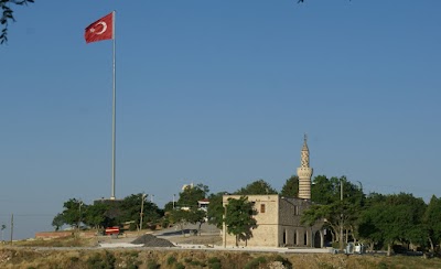 Alacalı Cami