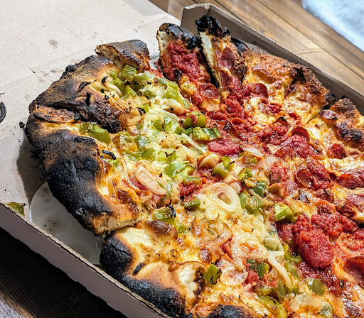 Burgh's Pizza & Wing Pub - Thumbnail