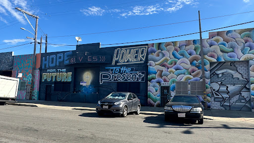 Egbert Ave Murals (2018.05)