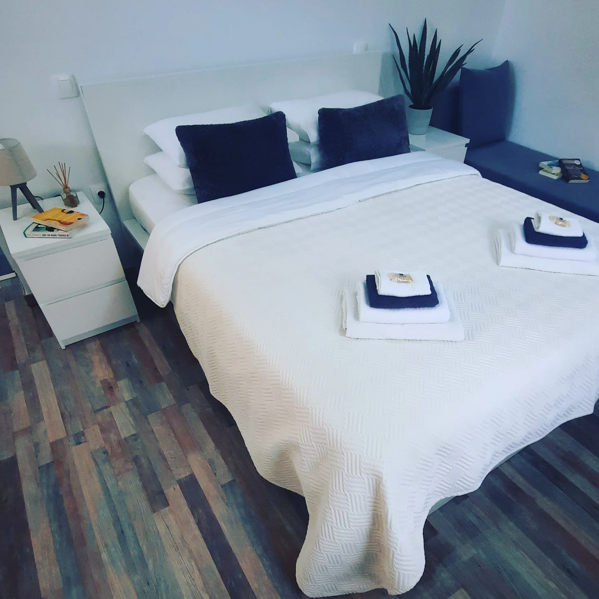 Glyfada Vacation Apt