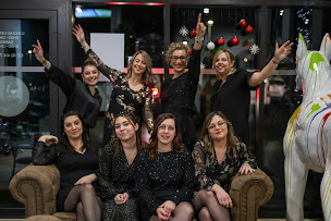 Photo n°11 de Figures de Style Gennes val de loire à Gennes-Val-de-Loire (Salon de coiffure)