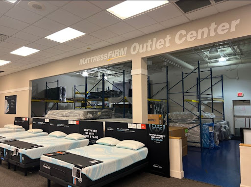 Mattress Firm Clearance Center Slaughter - Thumbnail